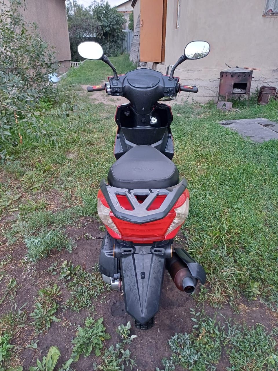 Почти новый М8 150куб