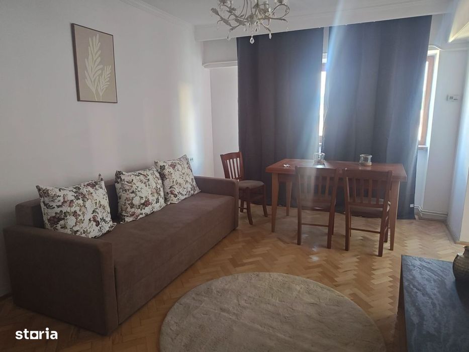 Apartament 3 camere / Centrala pe gaze / Ramnicu Valcea /