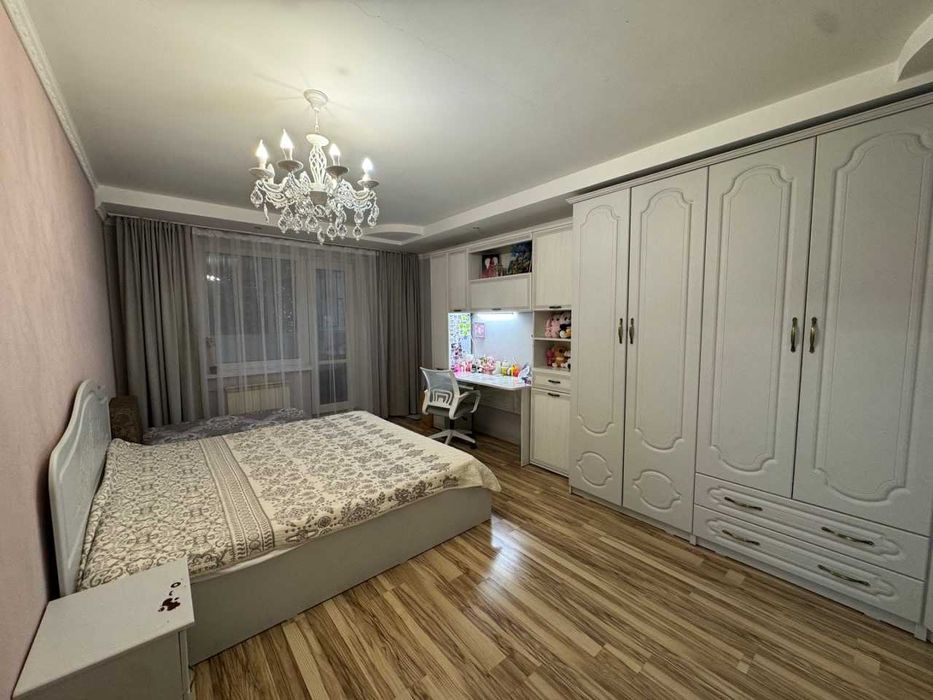 3х комнатная квартира в 6 мкрн за 36,8 млн тнг