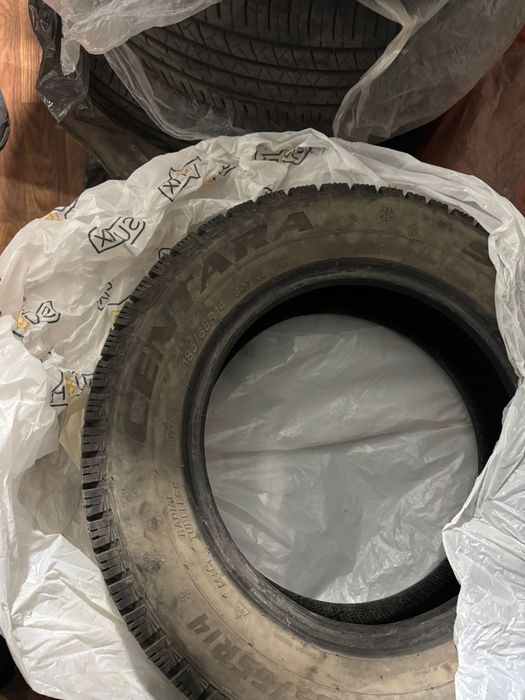 Продам резину шипованная 14 размер