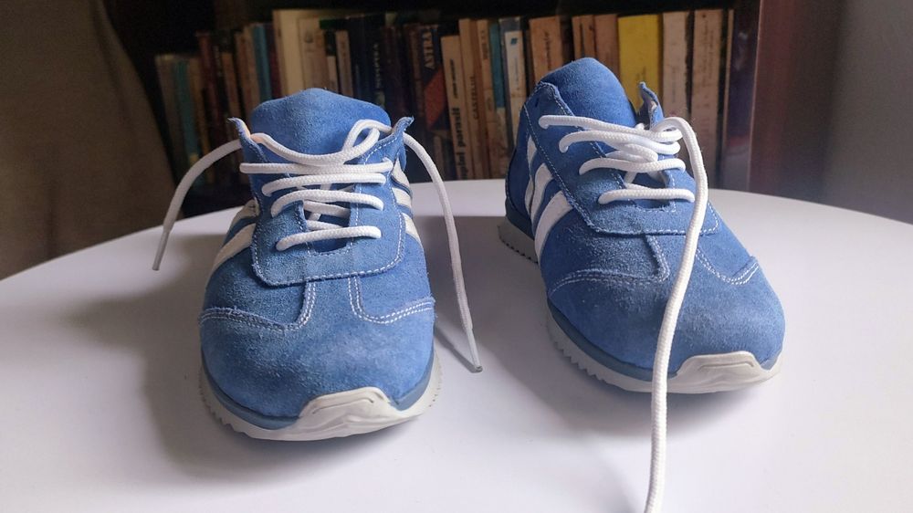 Adidas nr 41 albastru