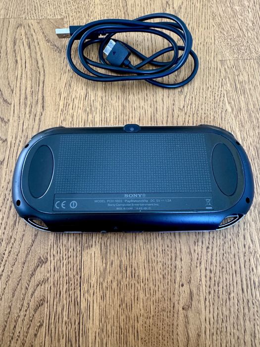 PS Vita 1003 OLED | Отлично състояние | Бартер