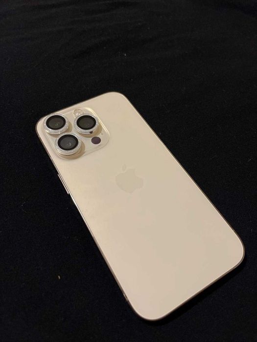 Vând iphone 14 pro gold