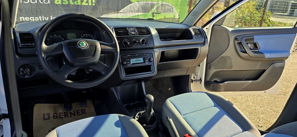 Rate Cash Skoda Fabia an 2010 benzina 1200 cm3  euro 5