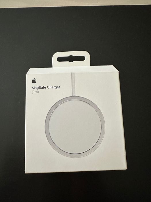 Безжично зарядно mag safe за iphone