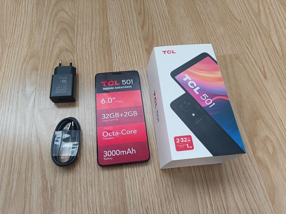 Vând telefon TCL 501
