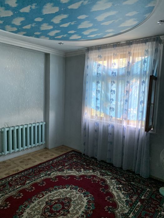 Farxadski Jahon tillariga yaqin qizlar uchun ijaraga uy bor