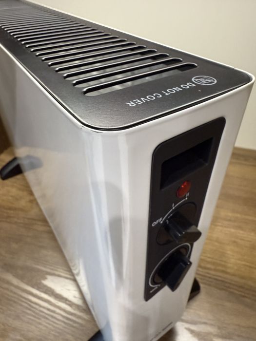 Конвекторный обогреватель бренда HEATBOX PRO