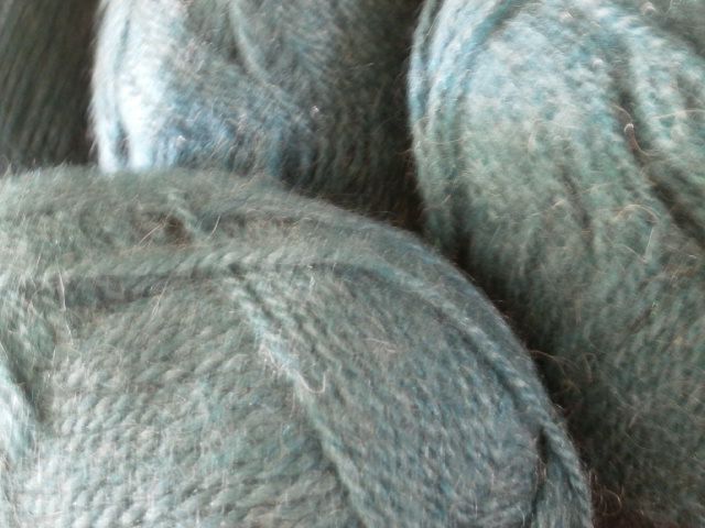 Маслено зелена турска прежда MOHAIR 400 грама