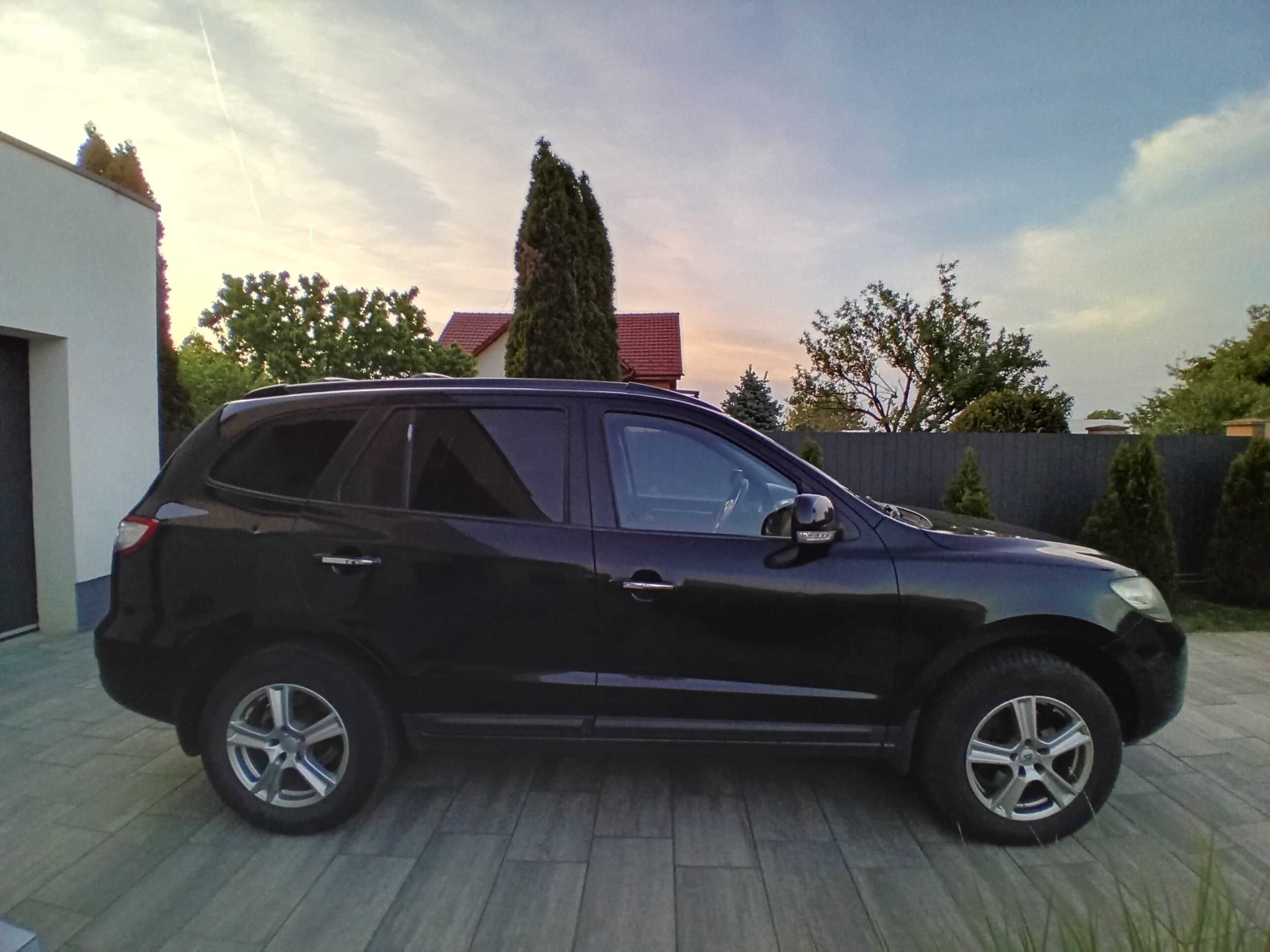 Vând Hyundai Santa Fe