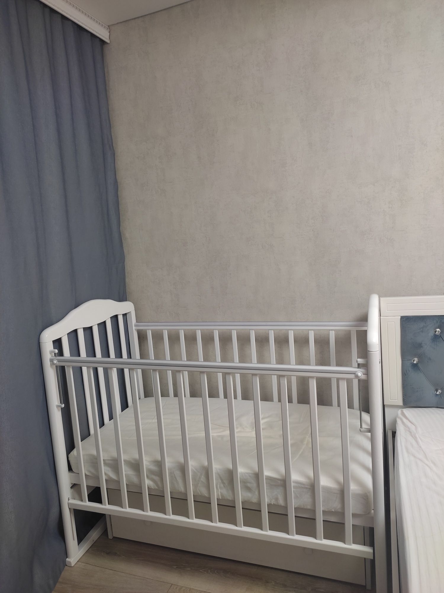Продам детскую кроватку