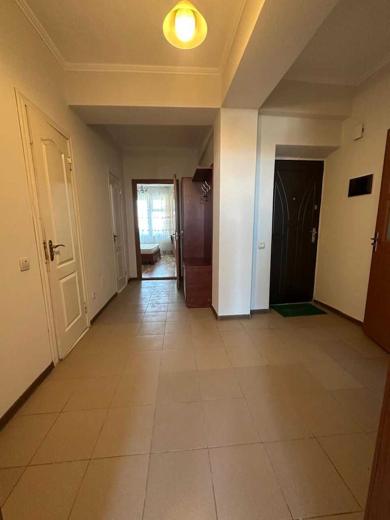 Дава се под наем Двустаен апартамент в София, Красно село - 76 кв.м за 375 € - Снимка #3