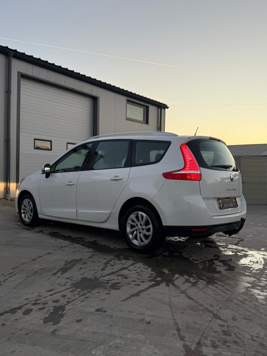 Renault  grand  scenic 7 locuri