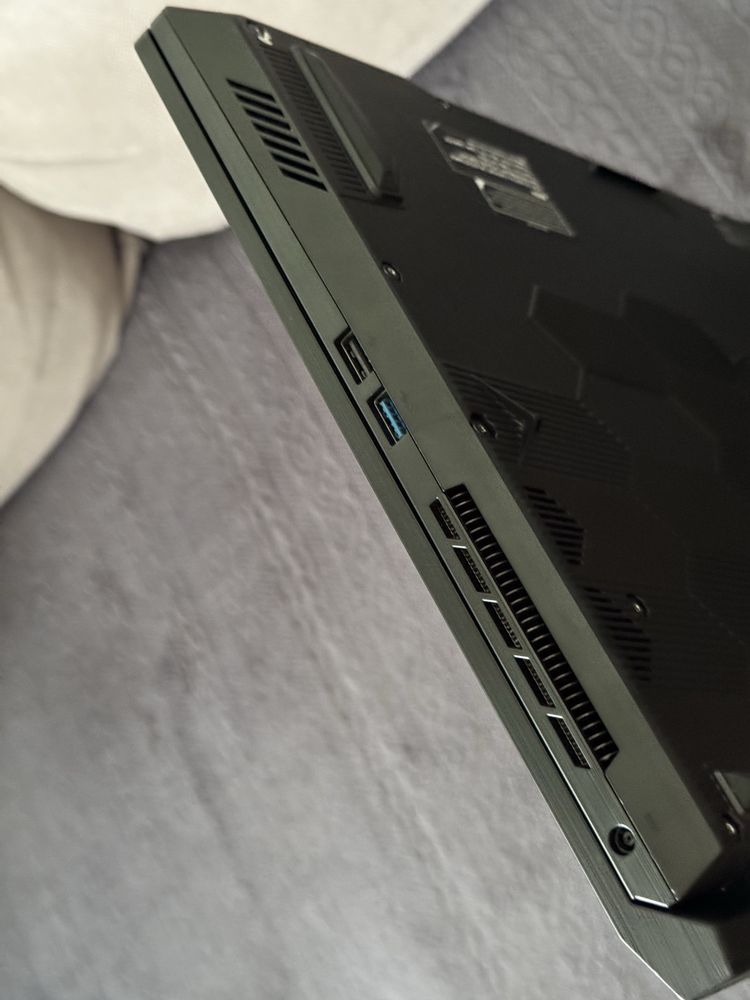 17.3’FHD IPS 144Hz/i7-11800H/RTX 3050TI/Msi Katana/16GB DDR4/512GB SSD