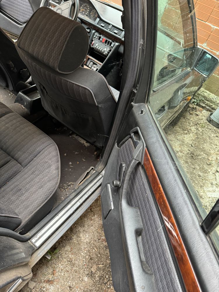 Мерцедес 124 Mercedes 124 m111 2.0 бензин на части
