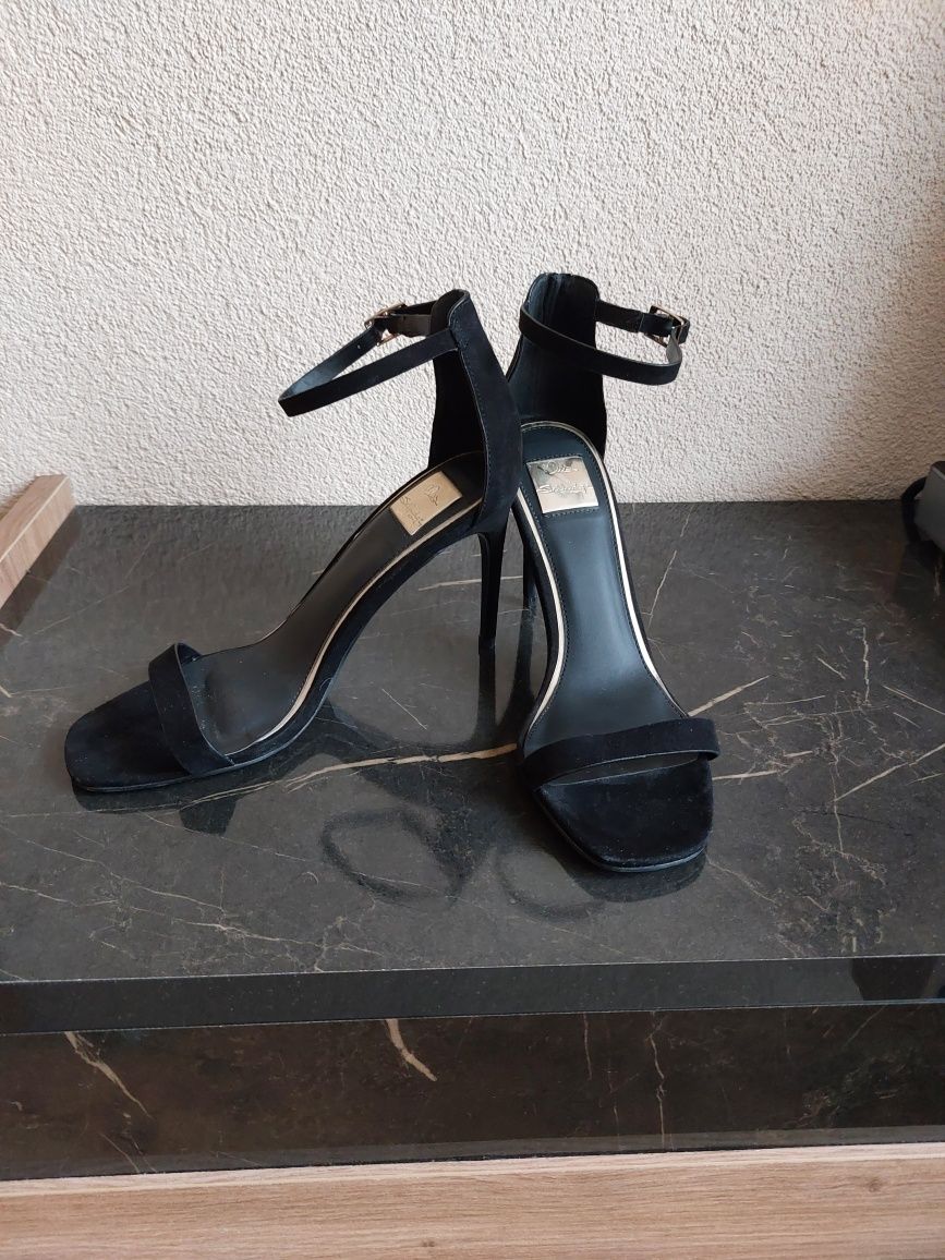 Елегантни дамски обувки Miss Selfridge