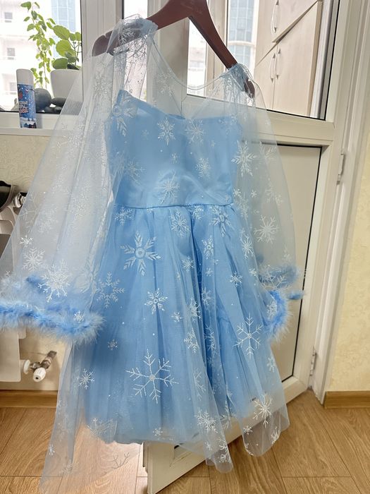 Детское платье «Эльза» новогоднее