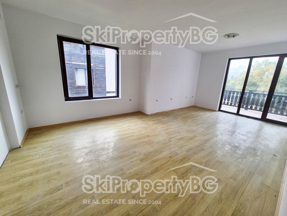 Двустаен апартамент с гледка!