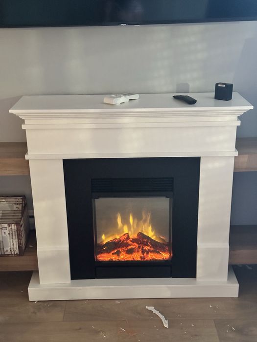Semineu decorativ electric