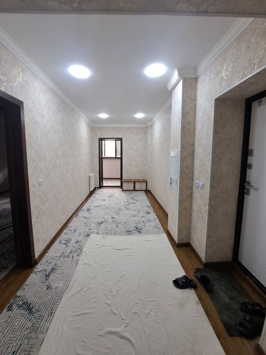 Chirchiqdan sheriklikka kv bor 2 xona 1 xonasi beriladi oila yashidi