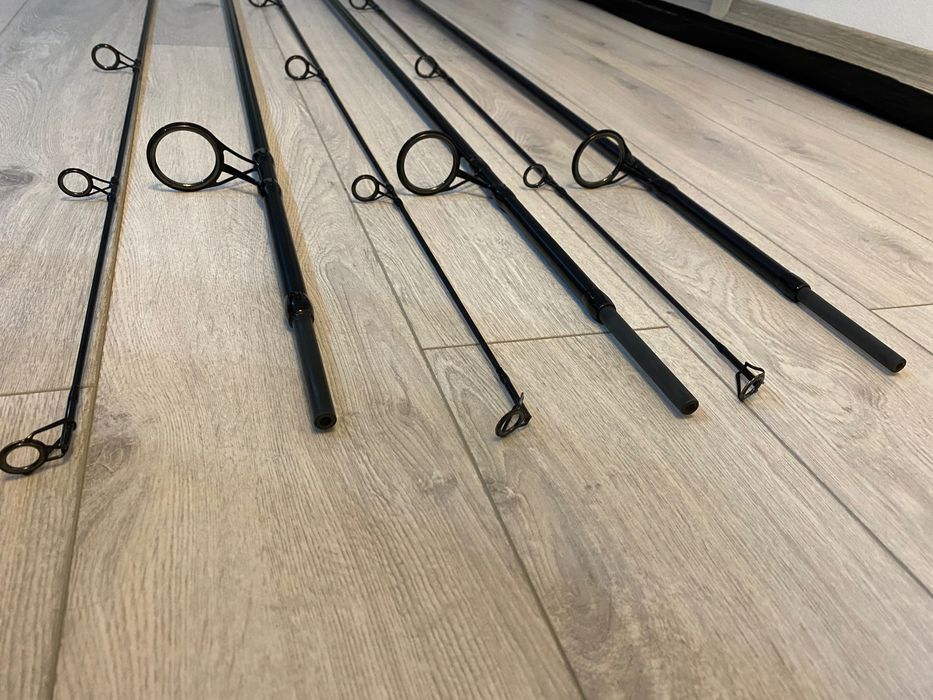 Vând 3 lansete Okuma Custom Black 3,90 m 3,5 lbs (2 tronsoane)