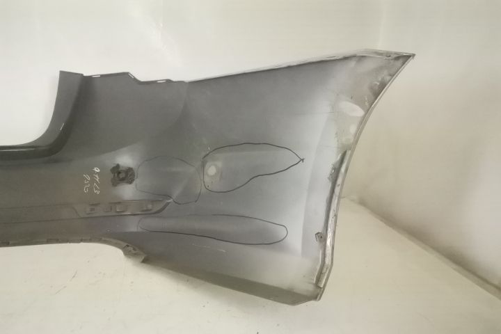 Оригинална задна броня със сензори в добро състояние Седан Шкода / Sko