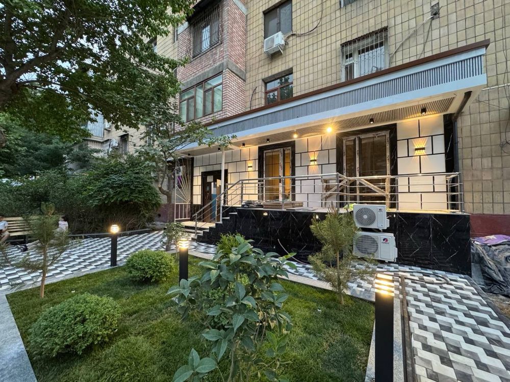 Продажа комерческое помешение на цуме срочно