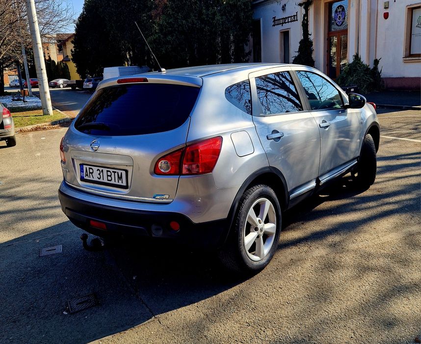Vând Nisan Qashqai 1.5 DCI