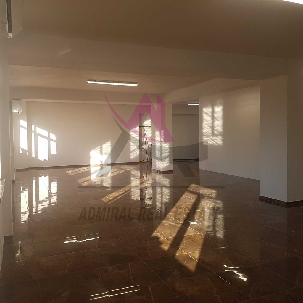 Дава се под наем Офис в Варна, Нептун - 150 кв.м за 625 € - Снимка #5