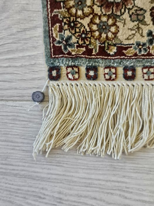 Килим Hereke Копринено искустово.