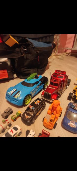 Vand 25 de masini pentru copii cu 35 de lei. Ploiesti, trimit in tara.