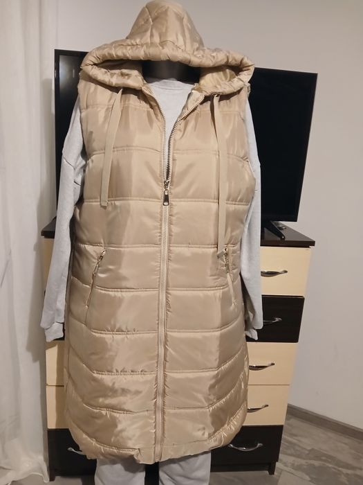 Vestă de damă L /XL..100 de lei bucata..