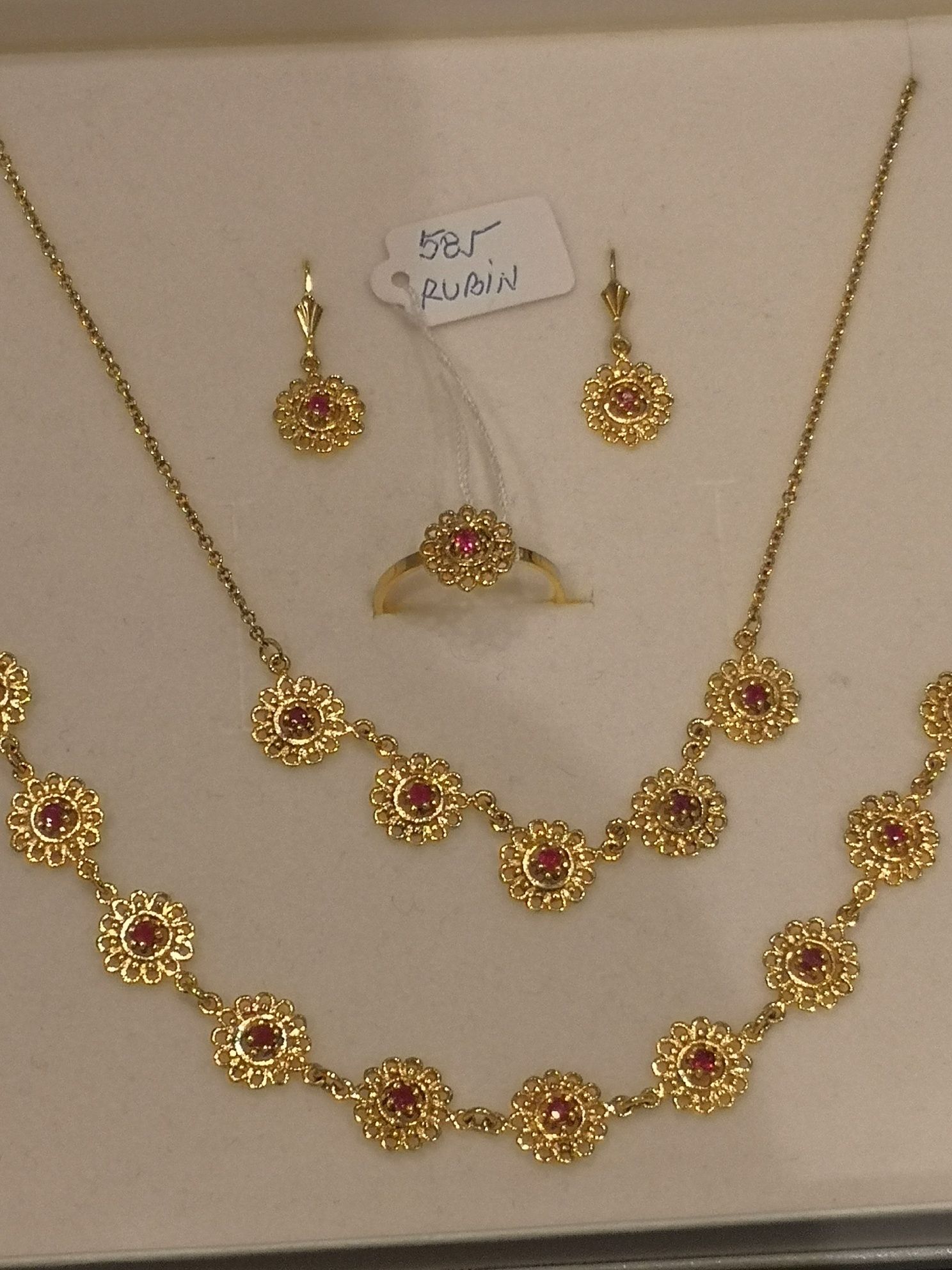 Vind set de aur 14kt cu rubine