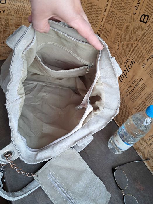 дамска чанта бежова,велурена торба-естествена кожа