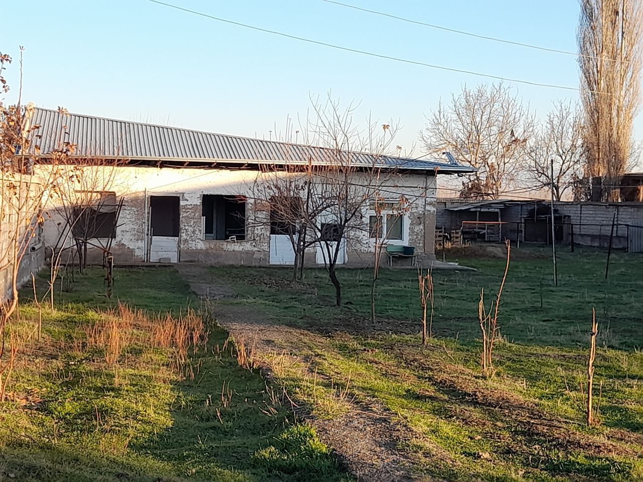 Продается дом участок,полит отдель