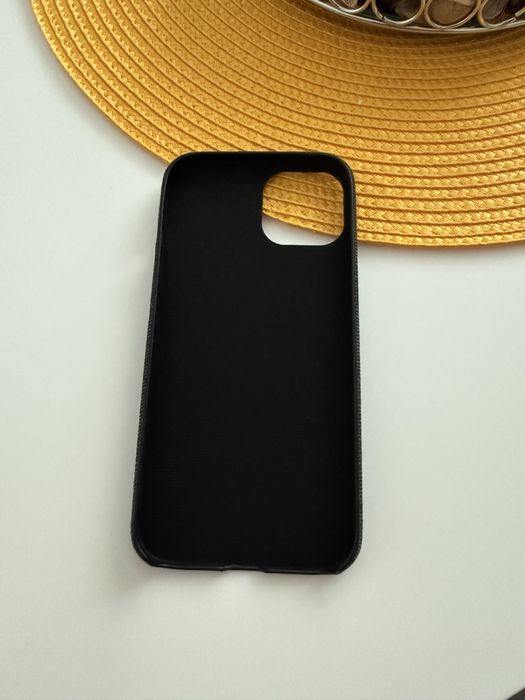 Husa Apple iPhone 13