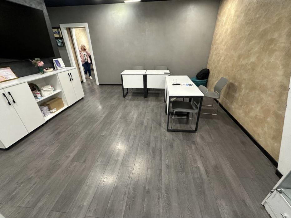 ЦУМ | Бон кафе - Продается нежилое помещение вдоль дороги 164м2