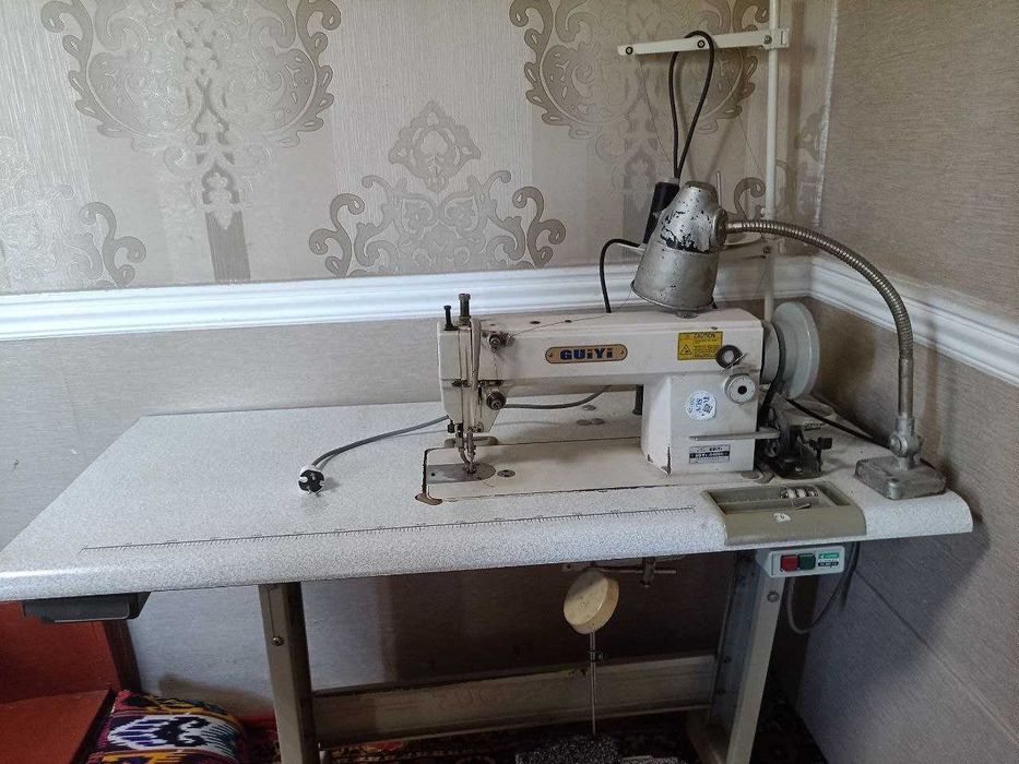 Промышленная швейная машинка