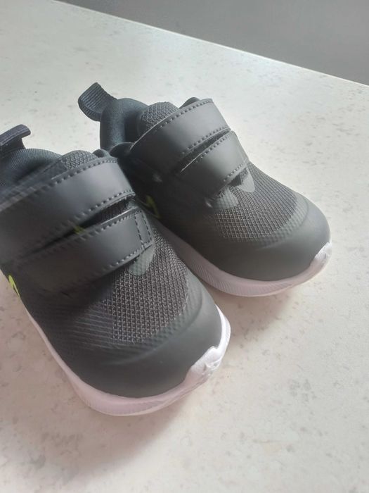 Бебешки маратонки Nike