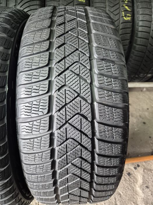 225 45 18 Anvelope de iarnă Pirelli Runflat Dot 50.23