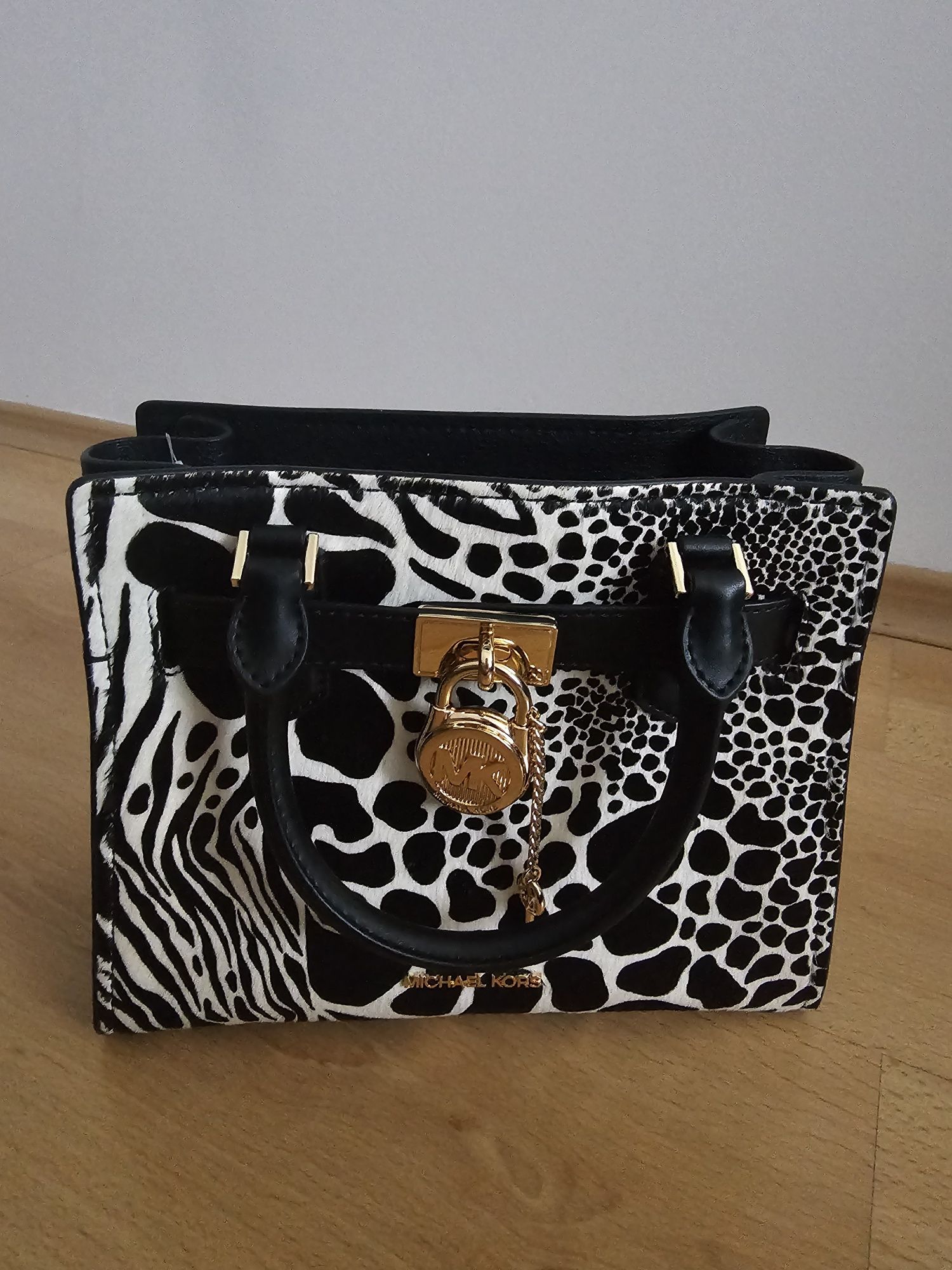 Чисто нова дамска чанта Michael Kors