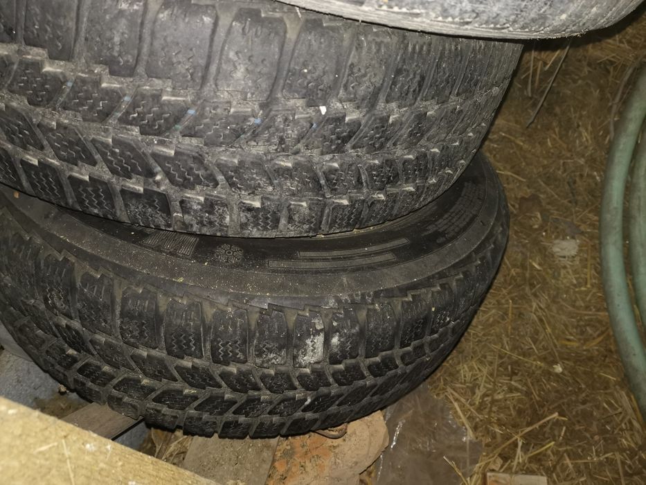 4 зимни гуми с джанти 165 85 R14 86T