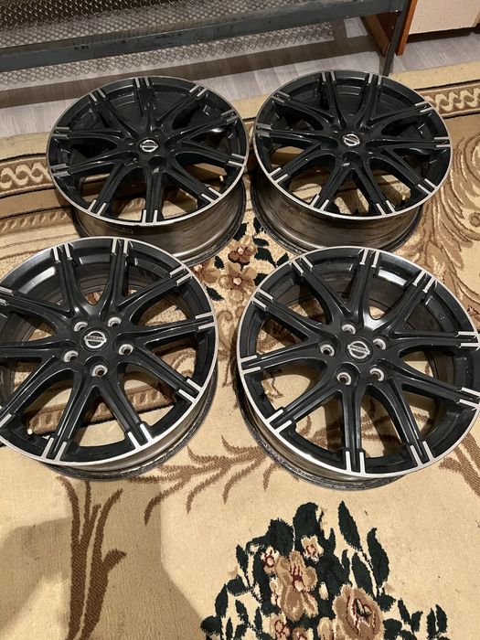 Комплект дисков Nissan