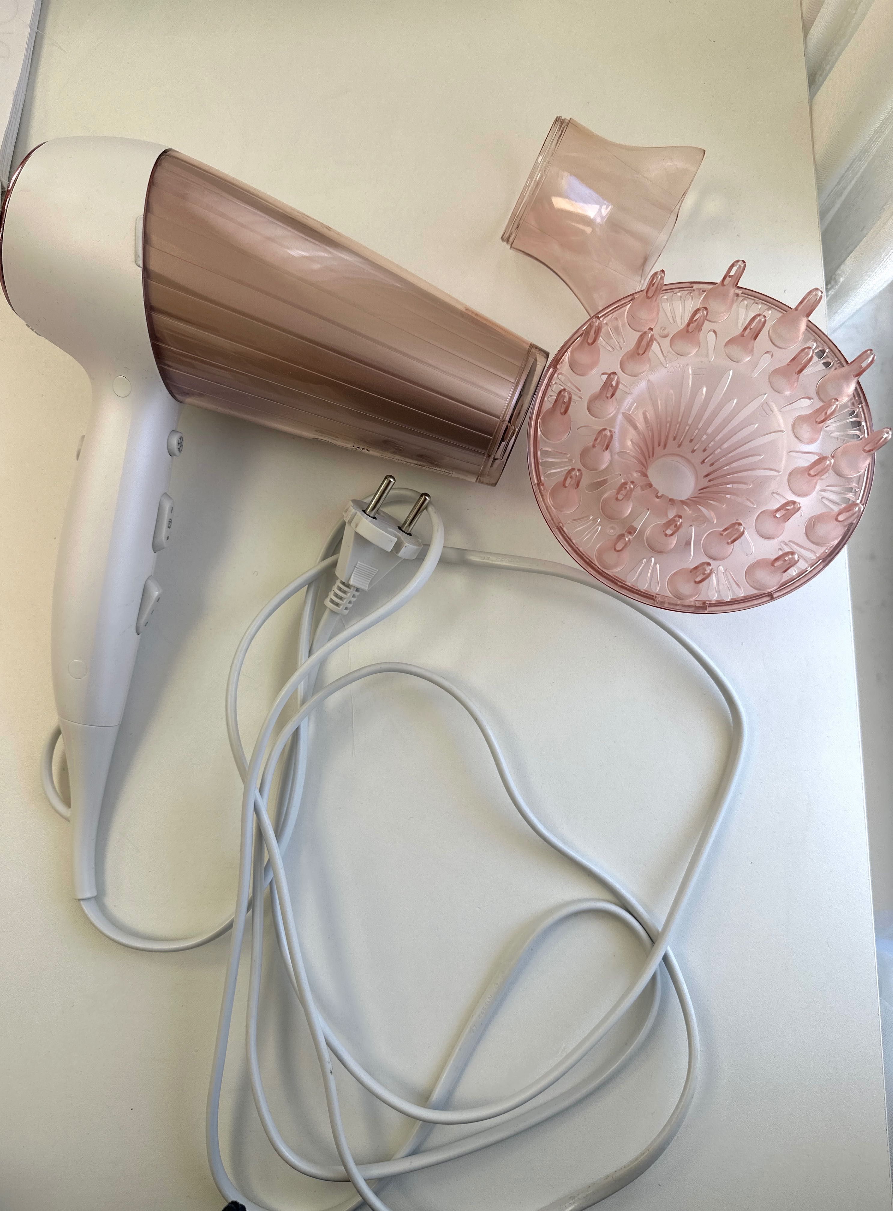 Сешоар Philips Moisture Protect