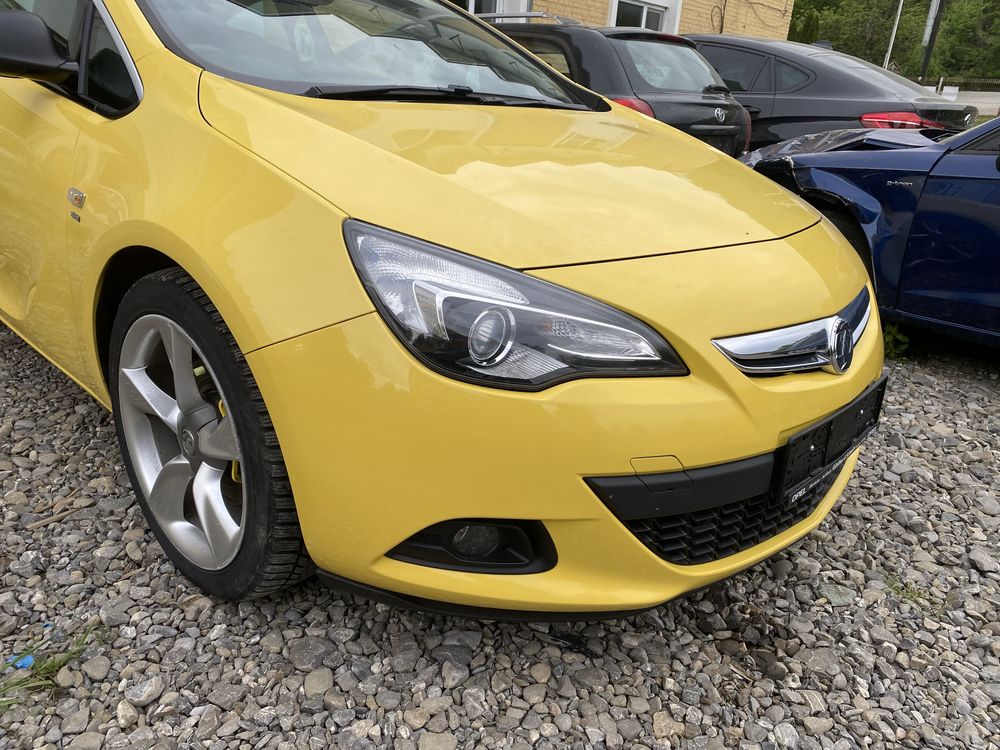 Fata completa Opel Astra j GTC 2012 bara capota far aripa trager