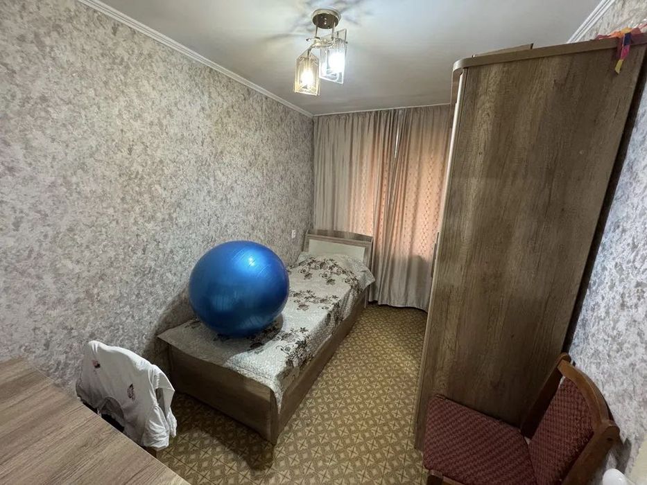 Квартира 3/4/4 
Кадышева 
Ориентир садик Гулливер.