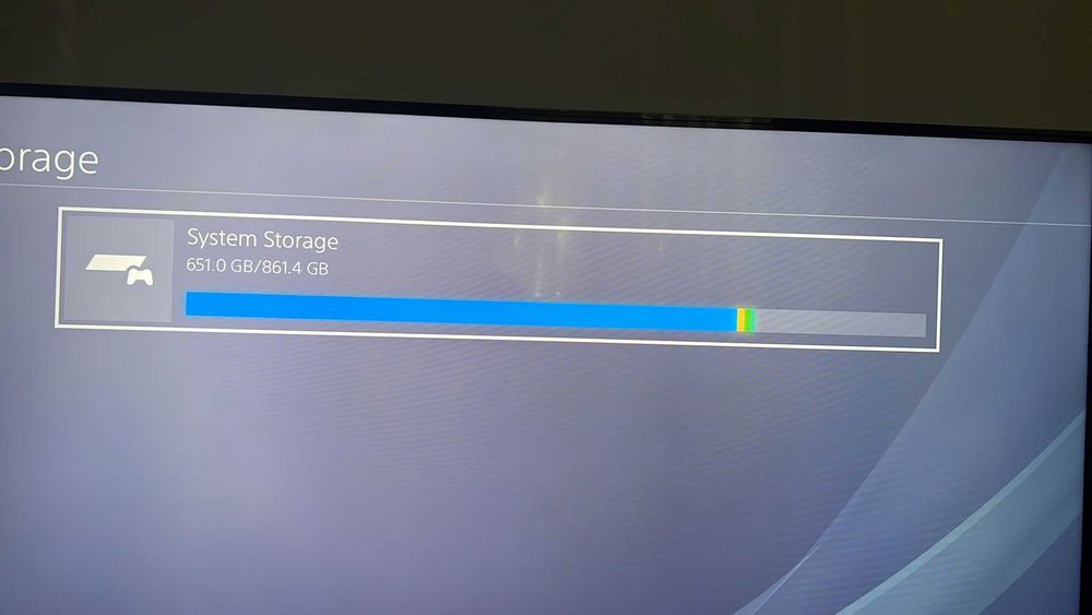 PlayStation 4 Slim 1TB cu 2 controllere IN CUTIA SI PLASTICUL ORIGINAL