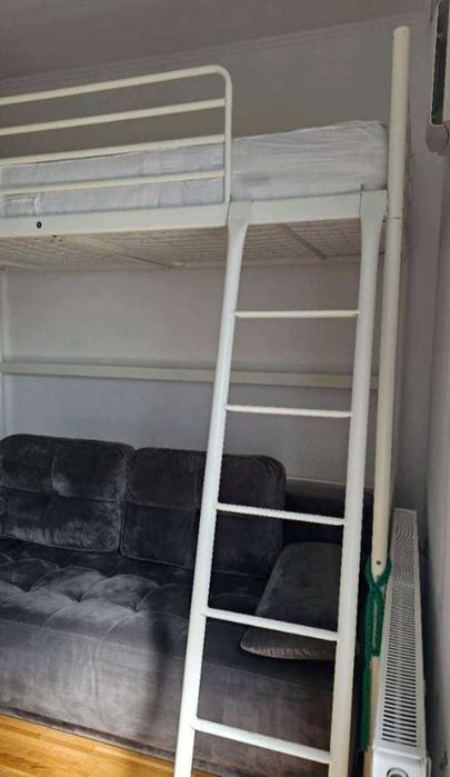 Vand pat etajat 90 x 200 Ikea Tromso