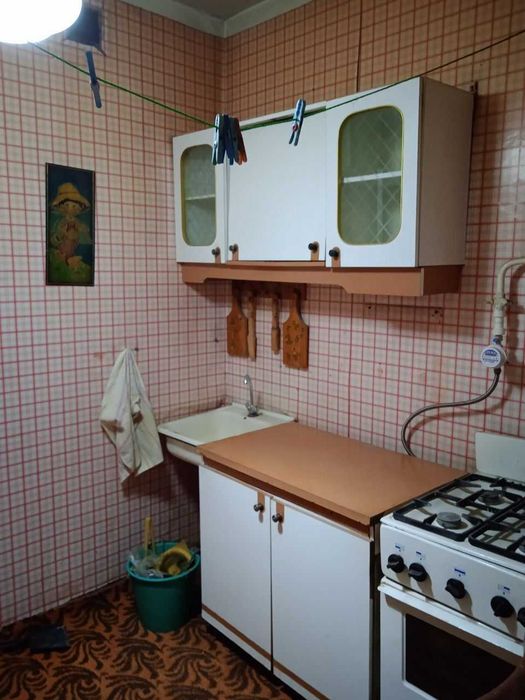 Продаётся первая линия, можно под офис Юнусабад 3, 2/1/4, 58,5м2