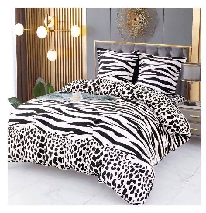 Lenjerii Finet 4 piese 
Dimensiuni: cearceaf pilota